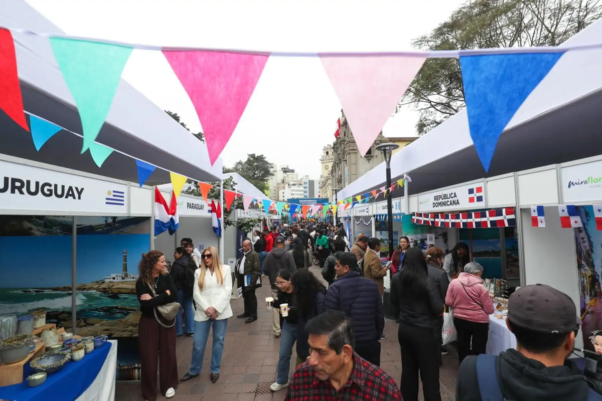Internationale Kulturmesse FICTE 2025 im Parque Kennedy in Lima – Archivbild: Agencia Andina