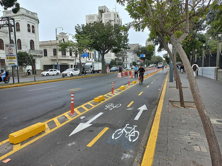 Fahrradweg in Lima – deutsche Finanzierung in Peru