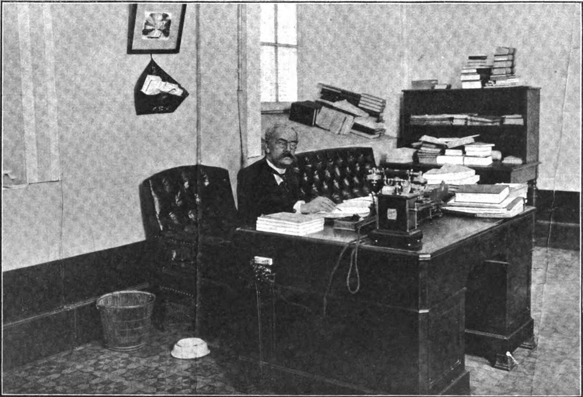 Historisches Porträt von Ricardo Palma, 1906. Wikimedia Commons, gemeinfrei.