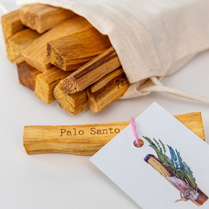 Palo Santo aus Peru – Aufnahme 7 von 8 des Sets mit zehn Räucherholz-Sticks von Divasya-Yoga