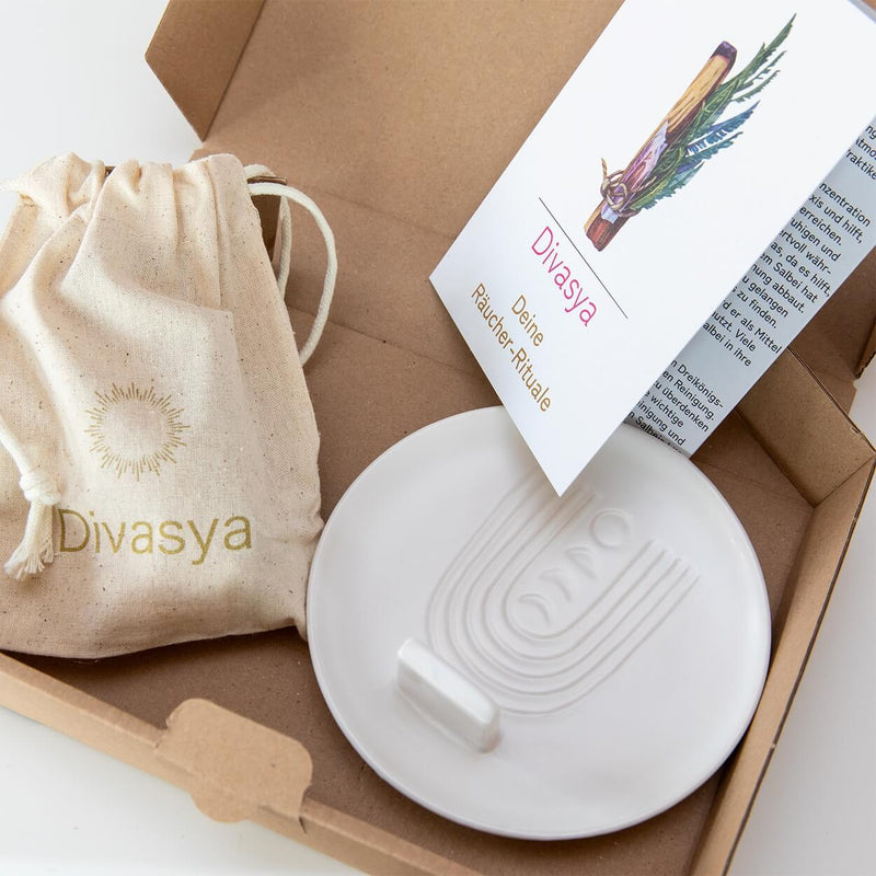 Divasya-Yoga Palo Santo Räucherset – Produktaufnahme 8 von 12, Varianten mit oder ohne Keramik-Räucherschale