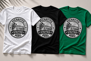 Visited Vichayito T-Shirt in einer entspannten Szene an der Pazifikküste