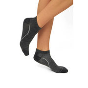 Apu Kuntur Premium Sneaker-Socken aus Baby-Alpaka – Produktübersicht