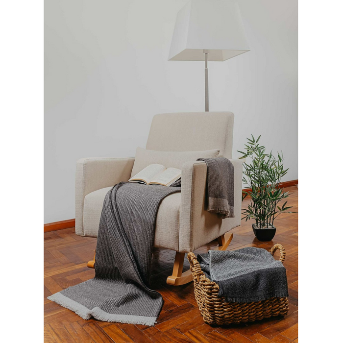 KUNA - Vivir Decke – 70 % Baby‑Alpaka & 30 % Schurwolle (Eco Line, ungefärbt)