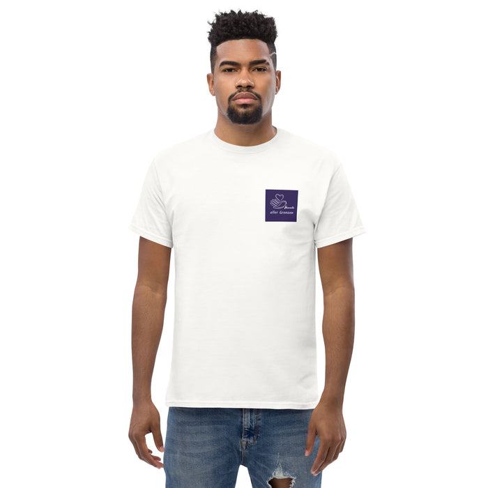 Jenseits aller Grenzen - Spenden T-Shirt Klassisches Herren-T-Shirt